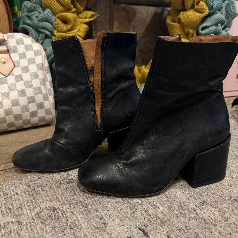 We the Free chunk heel boots